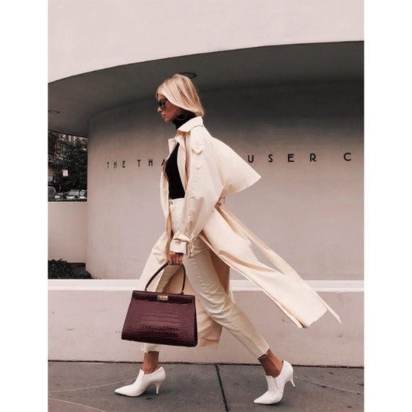 Tory Burch Shoes - NEW Tory Burch Georgina Ankle Bootie Leather White